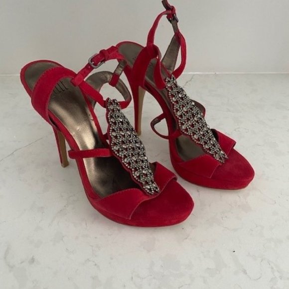Pelle Moda FIBY Suede Platform Heels - Picture 2 of 13